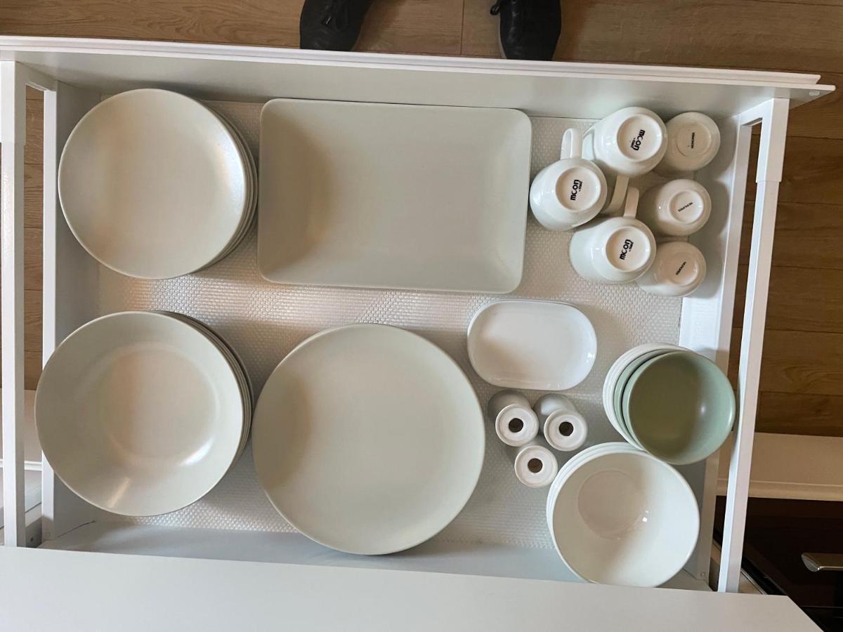 Au Coeur Du Vieux Toulon Au Calme Appartement Renove Climatise Confortable Etage Eleve Avec Ascenseur Proche Parking Et Toutes Commodites Luaran gambar